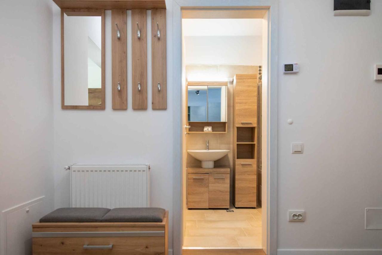 Bg Luximmo Apartments Cluj-Napoca Eksteriør bilde