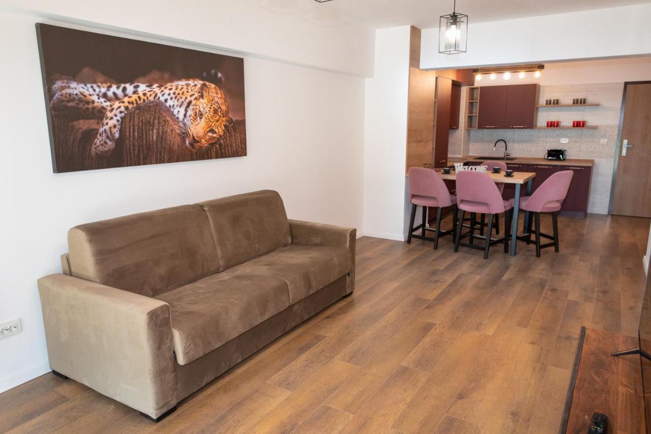 Bg Luximmo Apartments Cluj-Napoca Eksteriør bilde