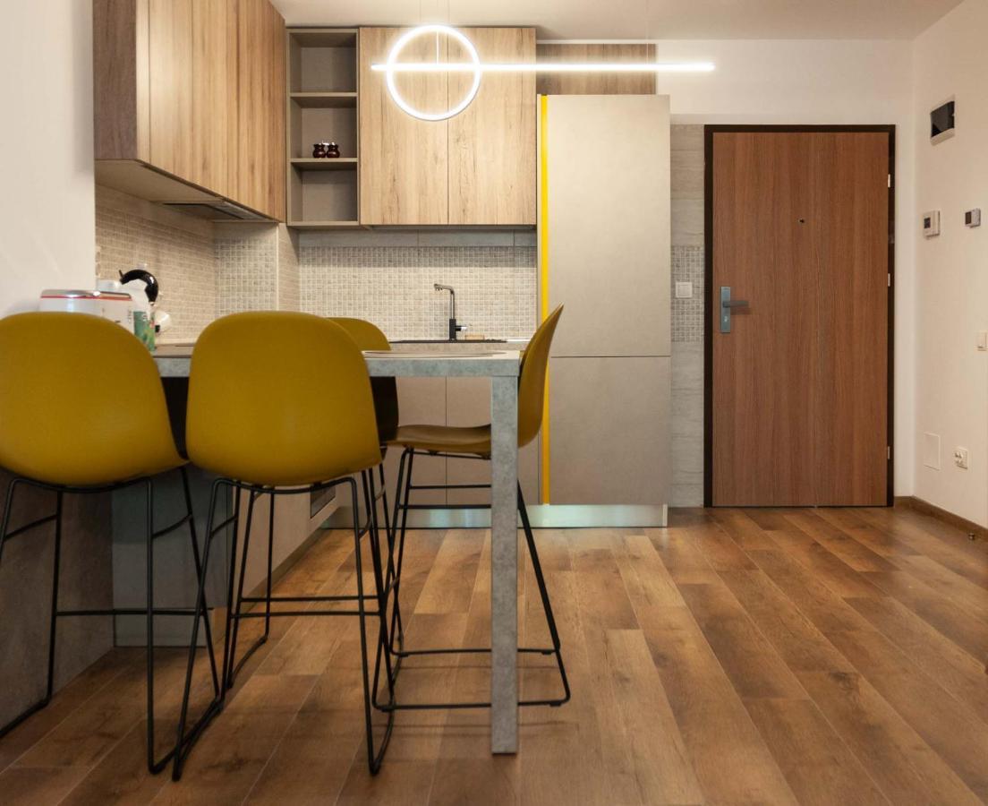 Bg Luximmo Apartments Cluj-Napoca Eksteriør bilde