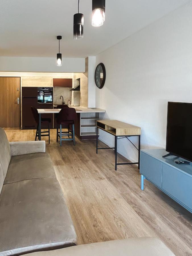 Bg Luximmo Apartments Cluj-Napoca Eksteriør bilde