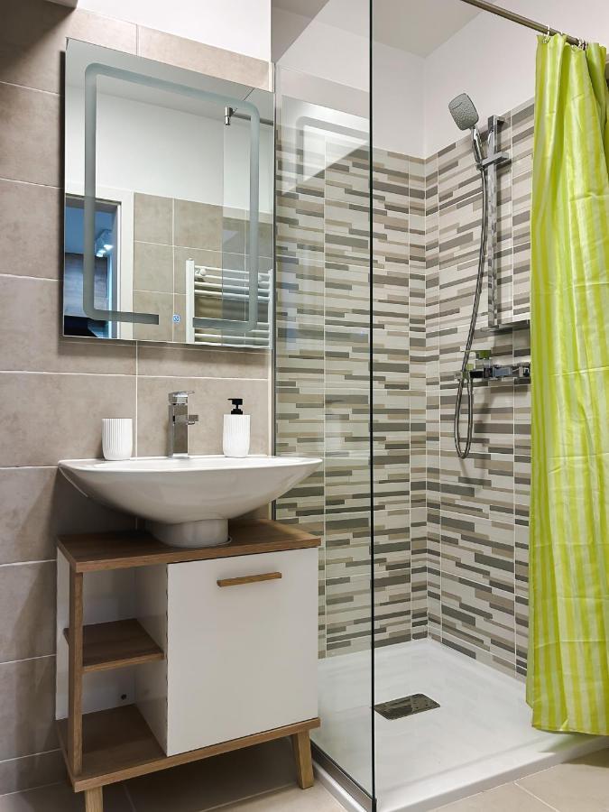 Bg Luximmo Apartments Cluj-Napoca Eksteriør bilde