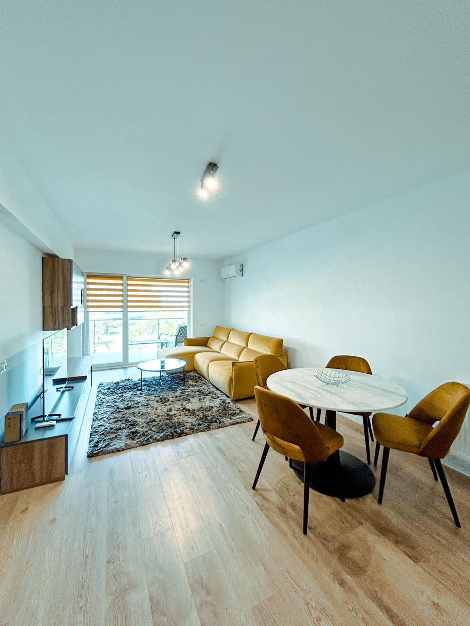 Bg Luximmo Apartments Cluj-Napoca Eksteriør bilde